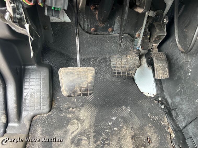 image for item EG1366 2012 International WorkStar 7600 SBA tank truck