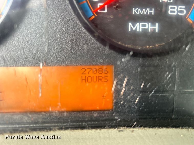 image for item EG1366 2012 International WorkStar 7600 SBA tank truck