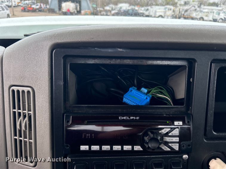 image for item EG1366 2012 International WorkStar 7600 SBA tank truck