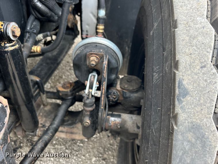 image for item EG1366 2012 International WorkStar 7600 SBA tank truck