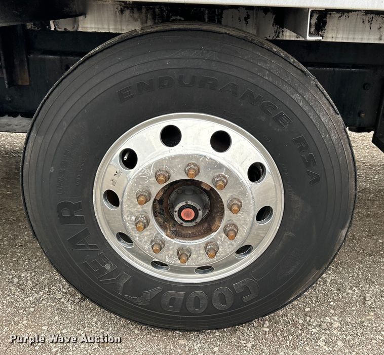 image for item EG1366 2012 International WorkStar 7600 SBA tank truck