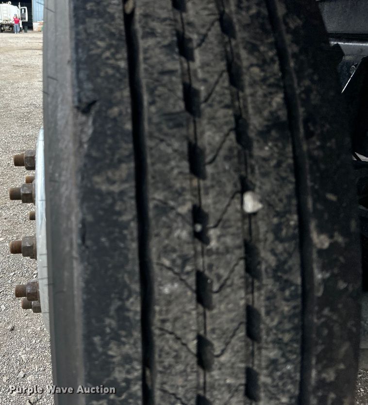 image for item EG1366 2012 International WorkStar 7600 SBA tank truck