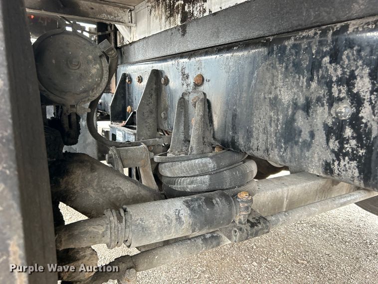 image for item EG1366 2012 International WorkStar 7600 SBA tank truck