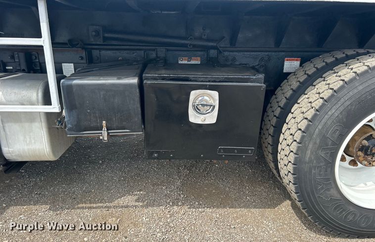 image for item EG1494 2010 Freightliner  Business Class M2 dump truck