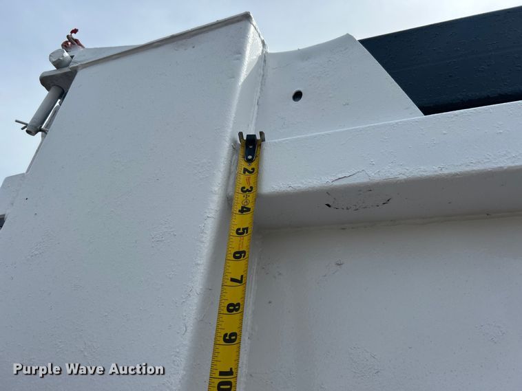 image for item EG1494 2010 Freightliner  Business Class M2 dump truck