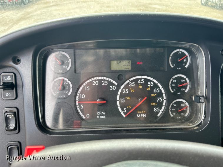 image for item EG1494 2010 Freightliner  Business Class M2 dump truck