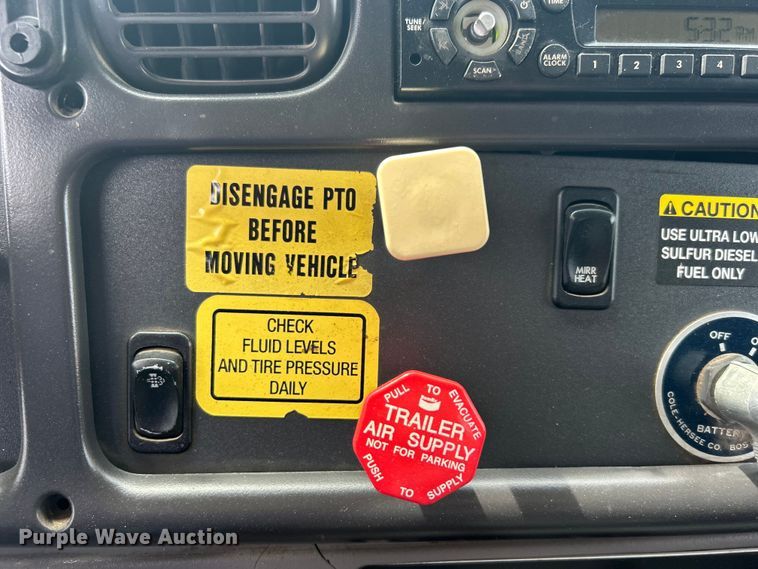 image for item EG1494 2010 Freightliner  Business Class M2 dump truck