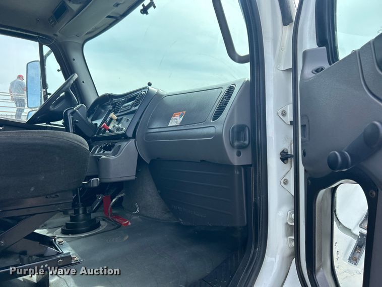 image for item EG1494 2010 Freightliner  Business Class M2 dump truck