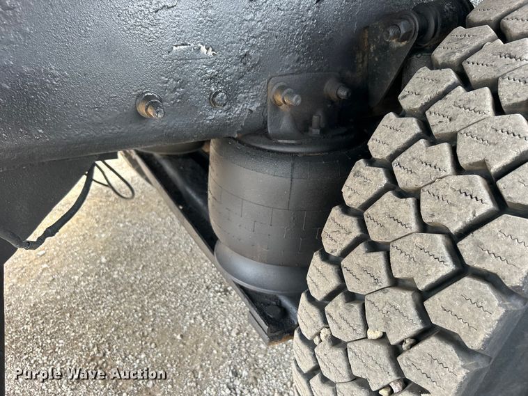 image for item EG1494 2010 Freightliner  Business Class M2 dump truck