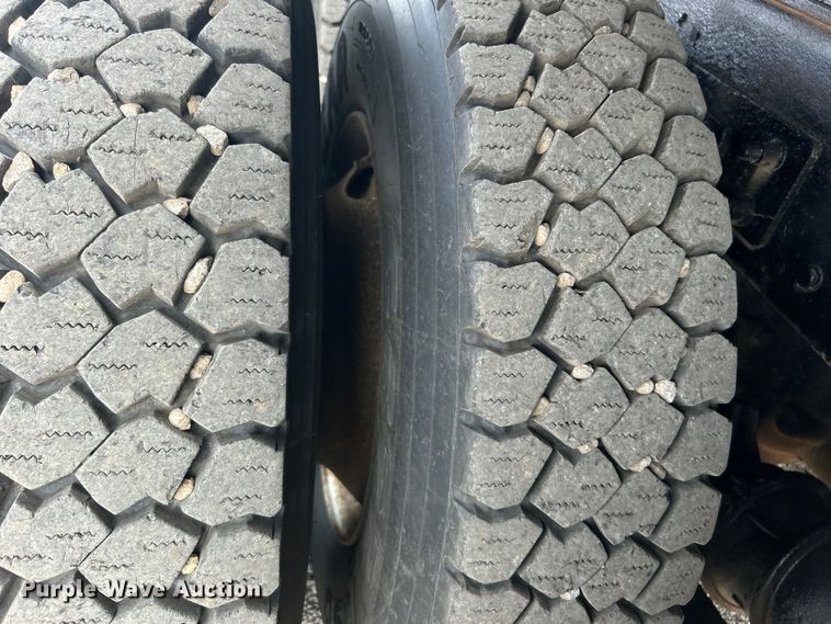 image for item EG1494 2010 Freightliner  Business Class M2 dump truck