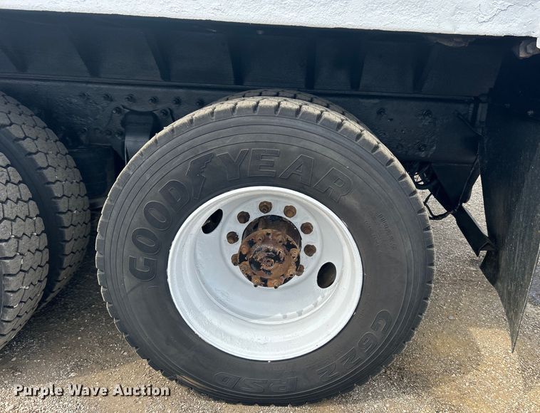 image for item EG1494 2010 Freightliner  Business Class M2 dump truck