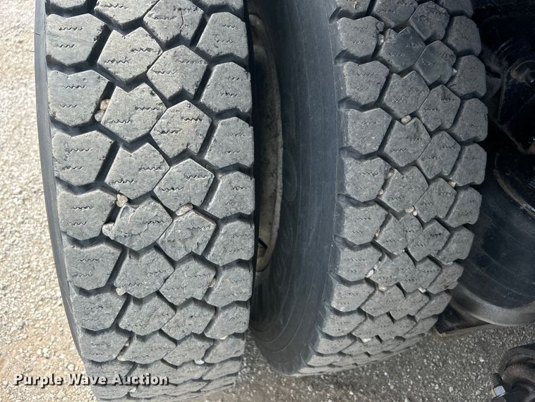 image for item EG1494 2010 Freightliner  Business Class M2 dump truck