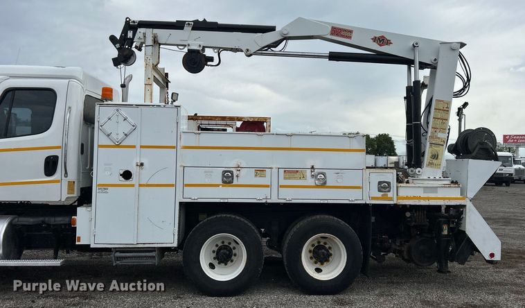 image for item EG1517 2012 Freightliner Business Class M2 Crew Cab utility / service truck