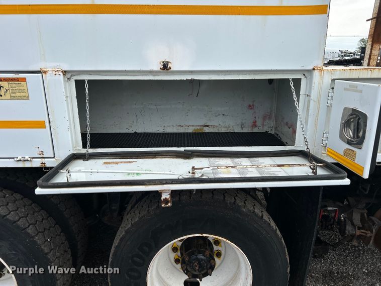 image for item EG1517 2012 Freightliner Business Class M2 Crew Cab utility / service truck