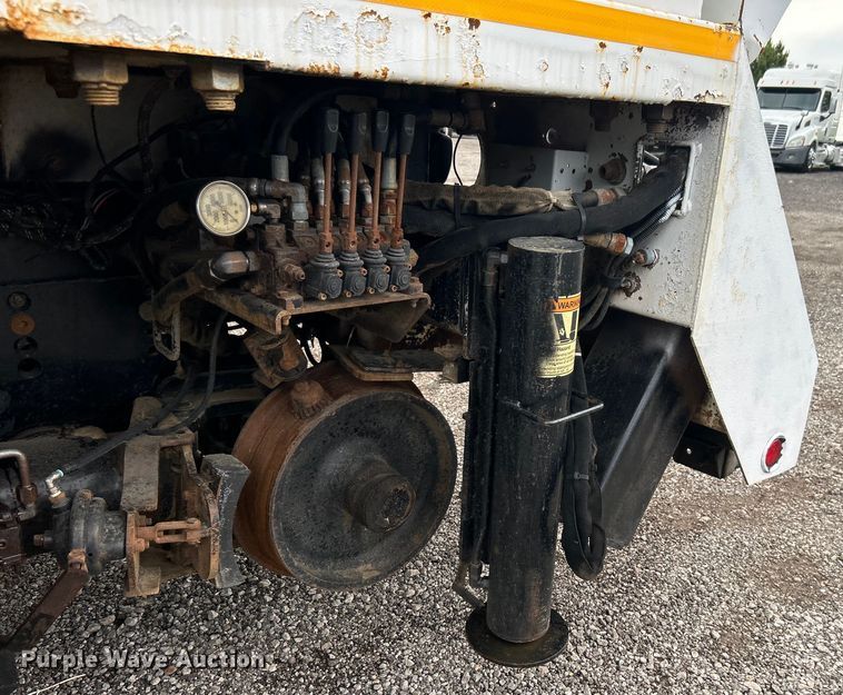 image for item EG1517 2012 Freightliner Business Class M2 Crew Cab utility / service truck