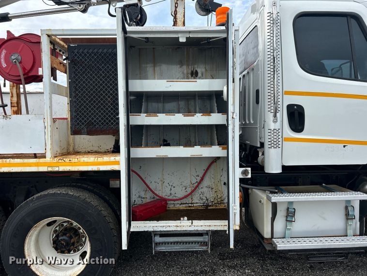 image for item EG1517 2012 Freightliner Business Class M2 Crew Cab utility / service truck