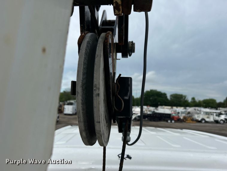 image for item EG1517 2012 Freightliner Business Class M2 Crew Cab utility / service truck