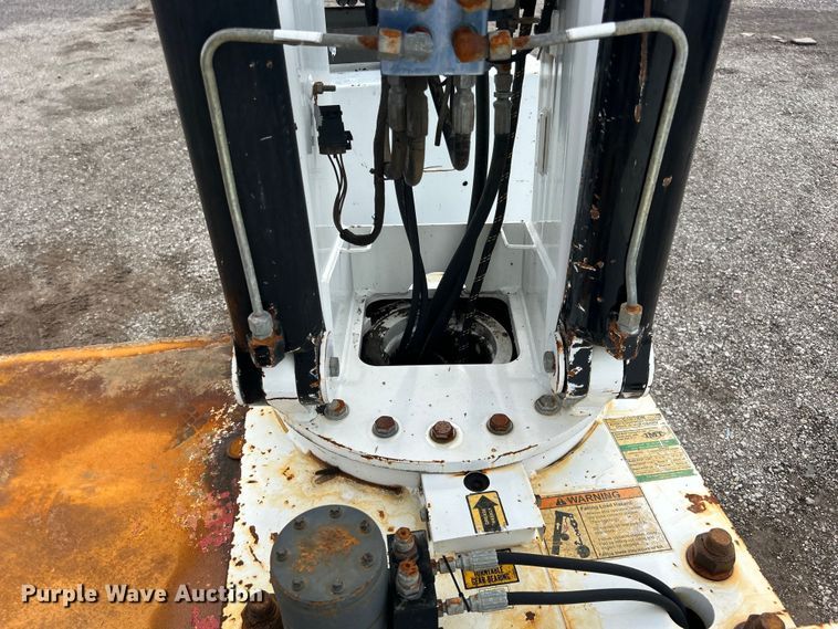 image for item EG1517 2012 Freightliner Business Class M2 Crew Cab utility / service truck