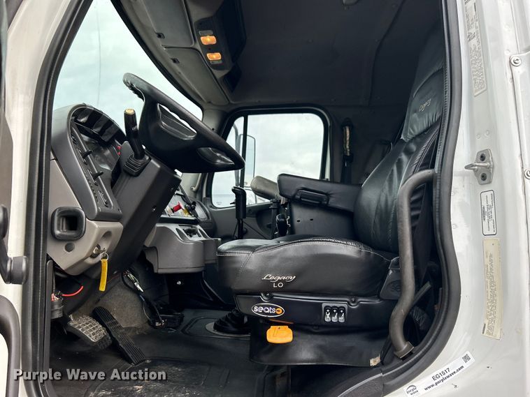 image for item EG1517 2012 Freightliner Business Class M2 Crew Cab utility / service truck