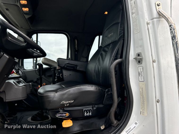 image for item EG1517 2012 Freightliner Business Class M2 Crew Cab utility / service truck