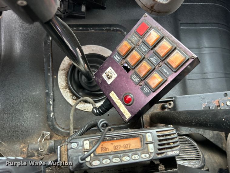 image for item EG1517 2012 Freightliner Business Class M2 Crew Cab utility / service truck