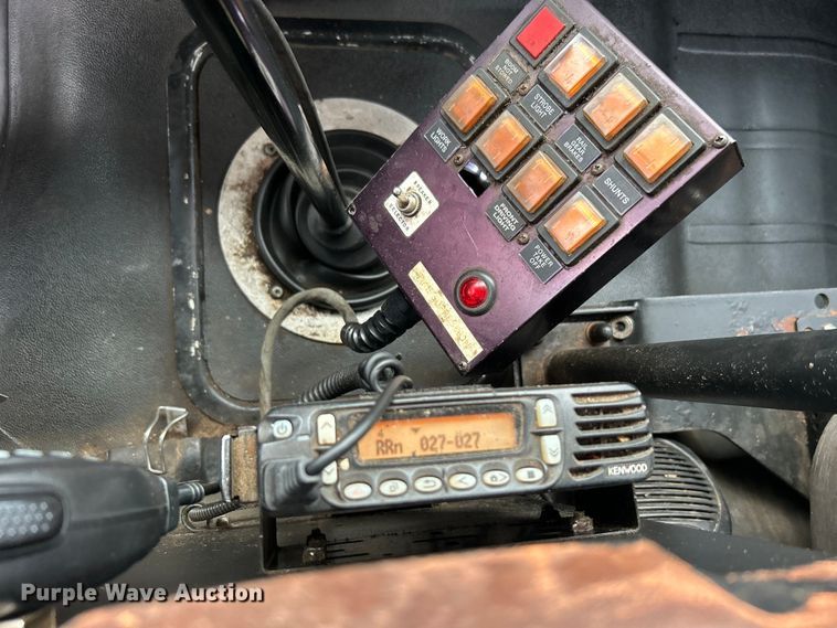 image for item EG1517 2012 Freightliner Business Class M2 Crew Cab utility / service truck