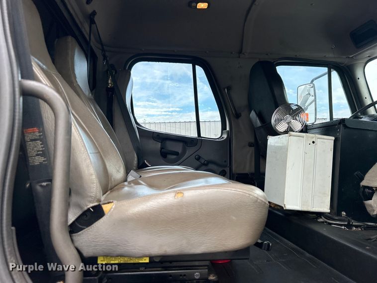 image for item EG1517 2012 Freightliner Business Class M2 Crew Cab utility / service truck