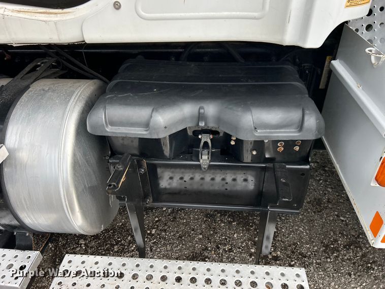 image for item EG1517 2012 Freightliner Business Class M2 Crew Cab utility / service truck