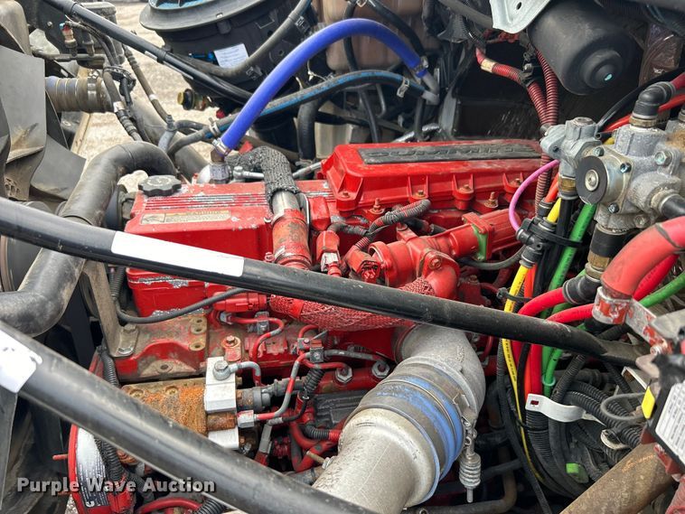 image for item EG1517 2012 Freightliner Business Class M2 Crew Cab utility / service truck