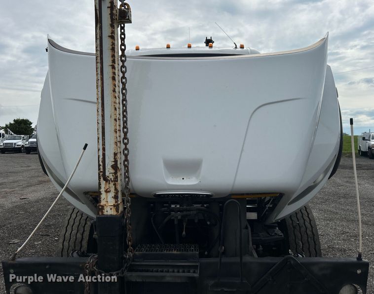 image for item EG1517 2012 Freightliner Business Class M2 Crew Cab utility / service truck