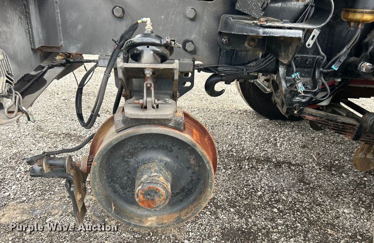 image for item EG1517 2012 Freightliner Business Class M2 Crew Cab utility / service truck