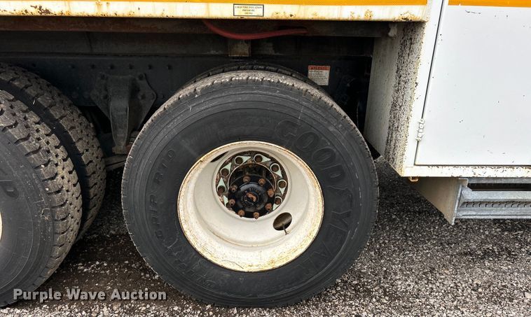 image for item EG1517 2012 Freightliner Business Class M2 Crew Cab utility / service truck