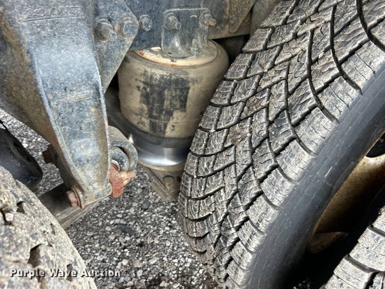 image for item EG1517 2012 Freightliner Business Class M2 Crew Cab utility / service truck