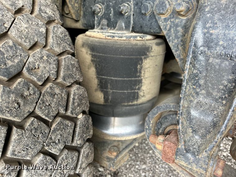 image for item EG1517 2012 Freightliner Business Class M2 Crew Cab utility / service truck