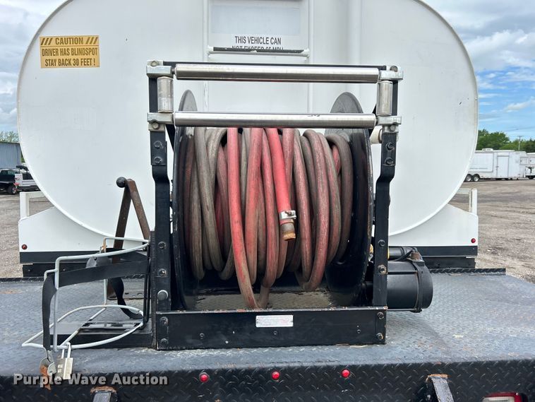 image for item EG1520 2015 Freightliner  108SD water truck