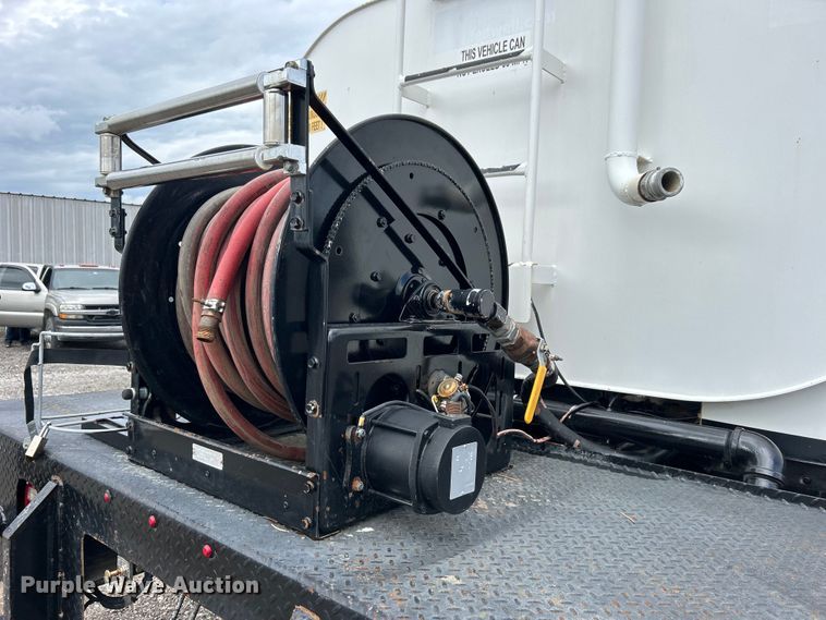 image for item EG1520 2015 Freightliner  108SD water truck