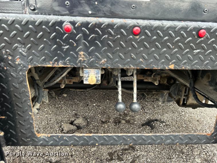 image for item EG1520 2015 Freightliner  108SD water truck