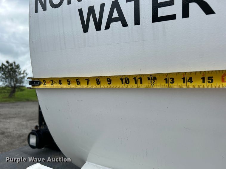 image for item EG1520 2015 Freightliner  108SD water truck