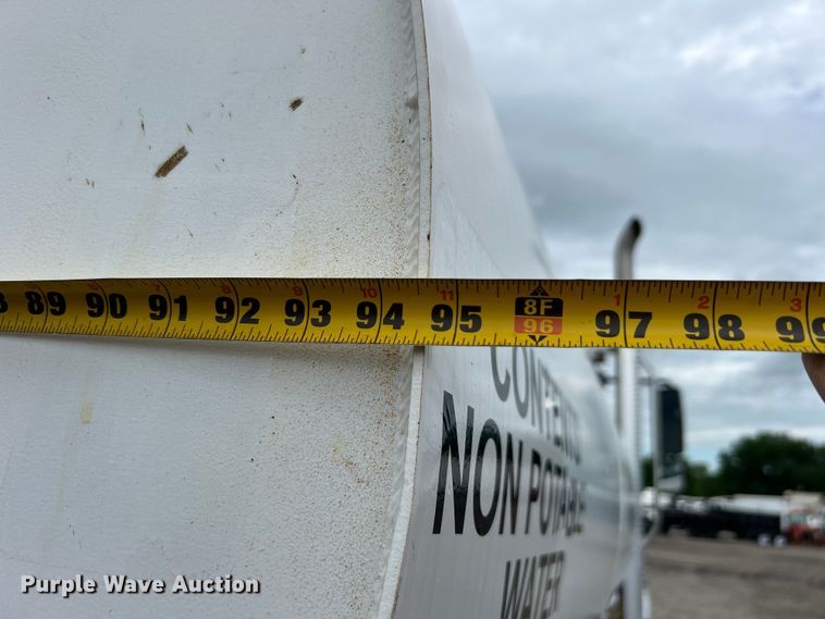 image for item EG1520 2015 Freightliner  108SD water truck