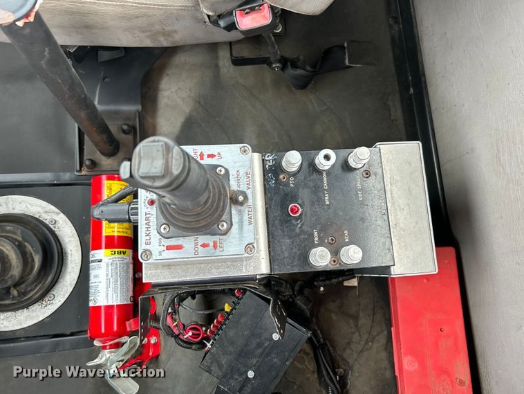 image for item EG1520 2015 Freightliner  108SD water truck