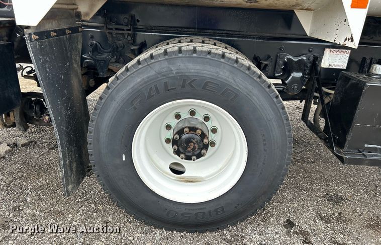 image for item EG1520 2015 Freightliner  108SD water truck