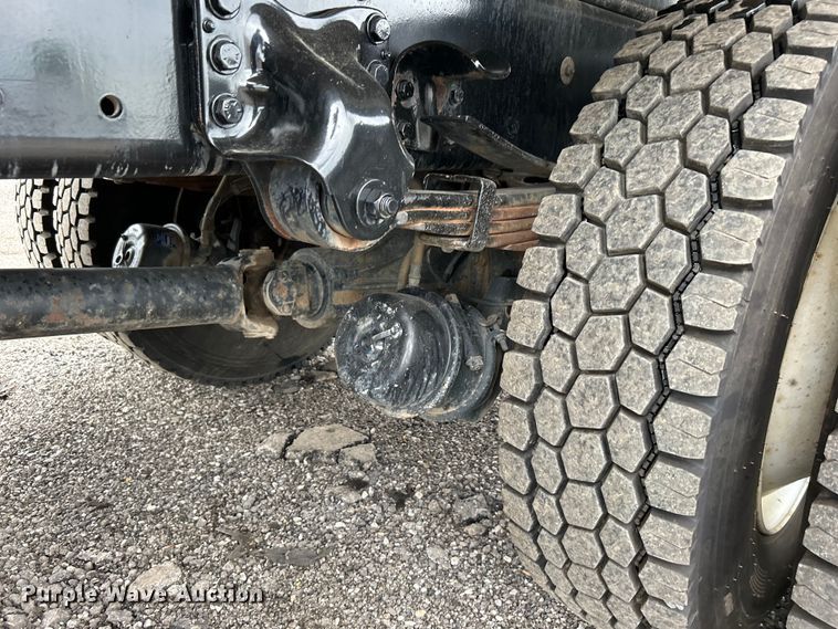 image for item EG1520 2015 Freightliner  108SD water truck