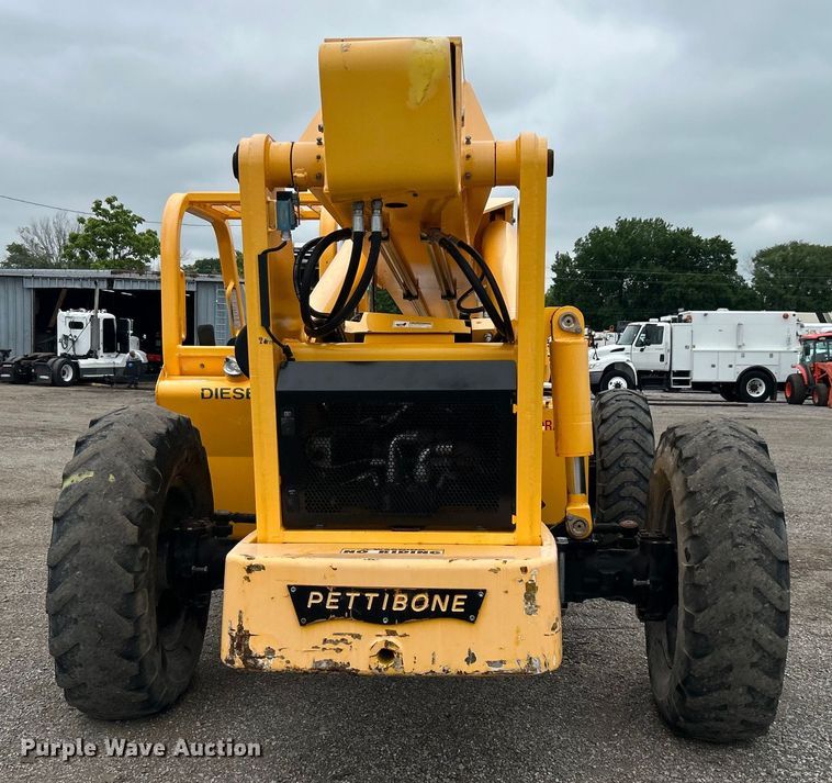 image for item EG1537 2010 Pettibone 944 telehandler