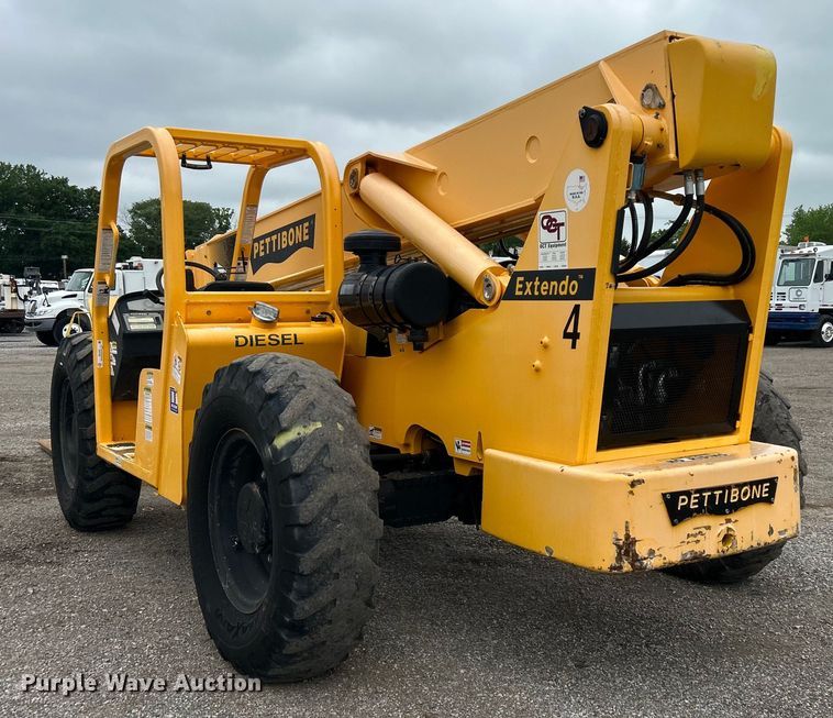 image for item EG1537 2010 Pettibone 944 telehandler