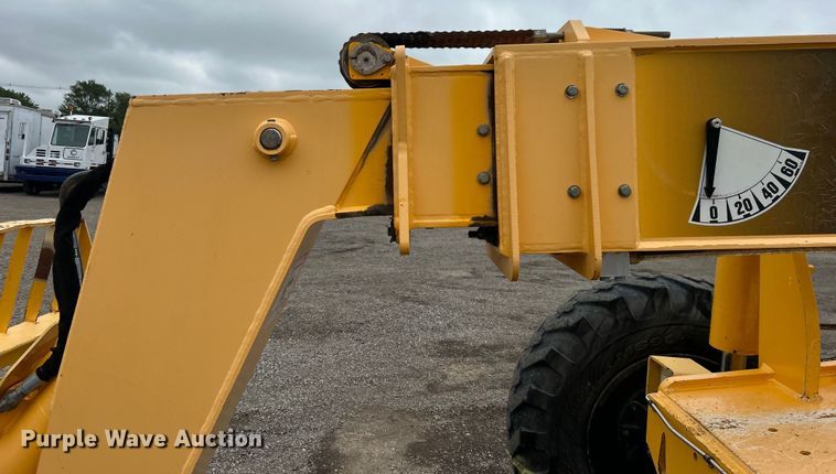 image for item EG1537 2010 Pettibone 944 telehandler