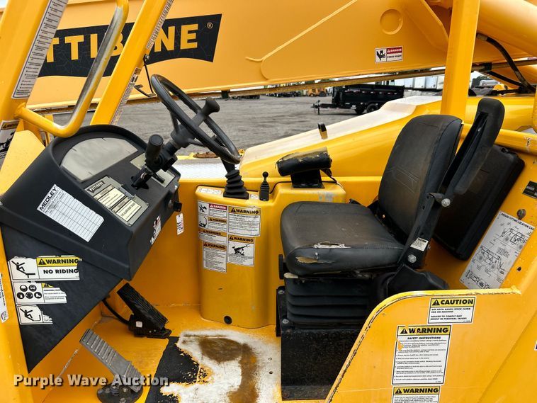 image for item EG1537 2010 Pettibone 944 telehandler