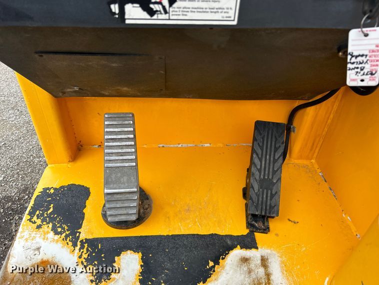 image for item EG1537 2010 Pettibone 944 telehandler