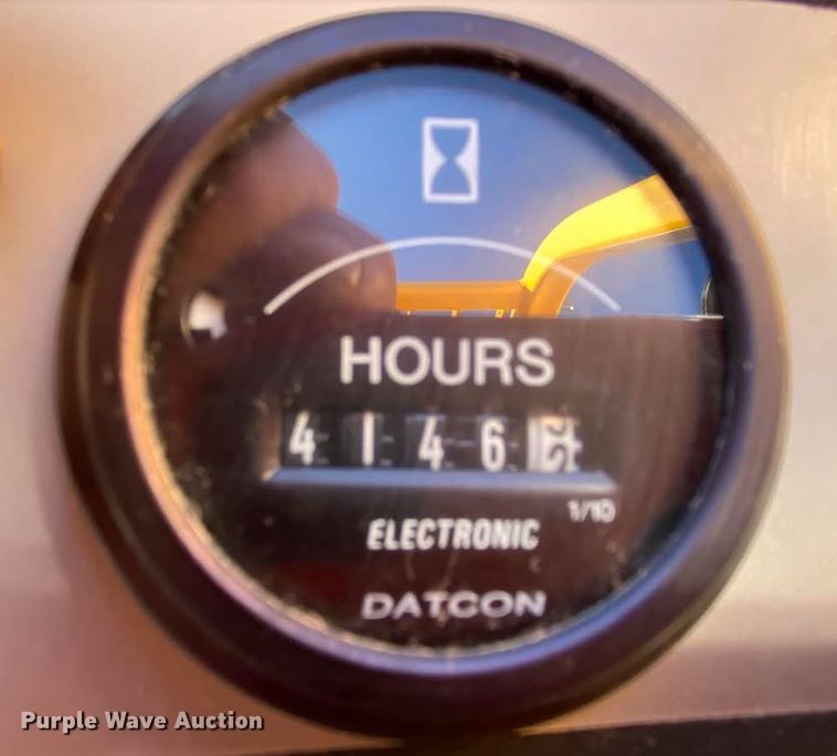 image for item EG1537 2010 Pettibone 944 telehandler