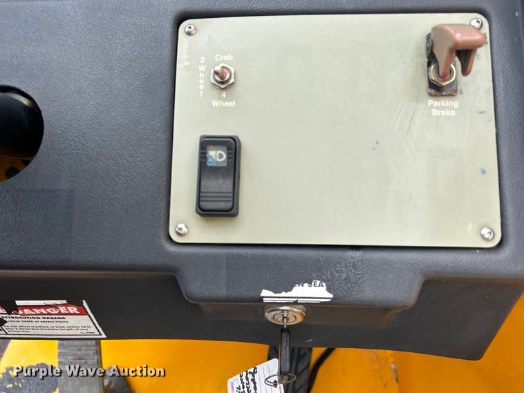 image for item EG1537 2010 Pettibone 944 telehandler