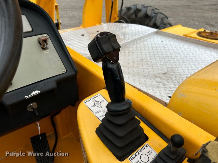 image for item EG1537 2010 Pettibone 944 telehandler